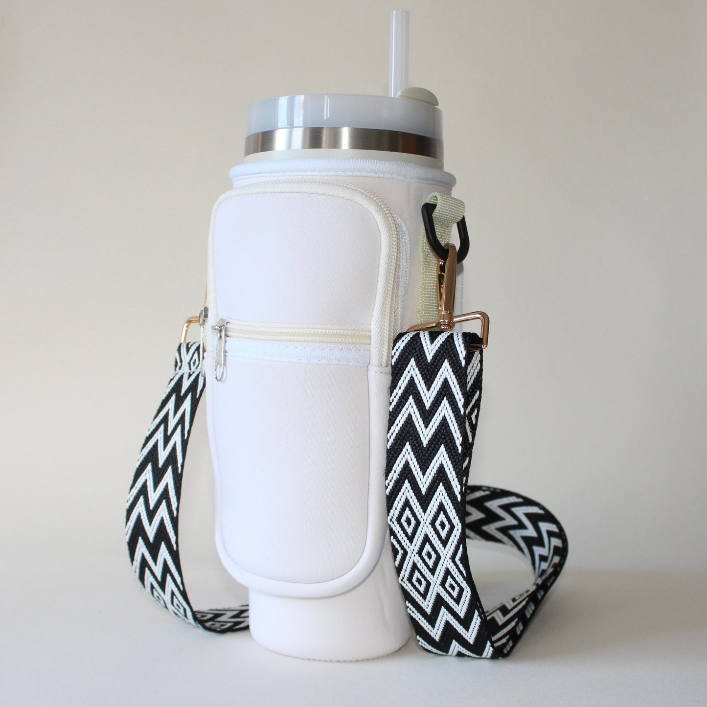1.2L Beige Bottle Carrier with Chevron Black Strap